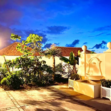 Holiday home Casa Badana, Exclusiva Casa Privada Con Piscina Y Vistas Al Mar