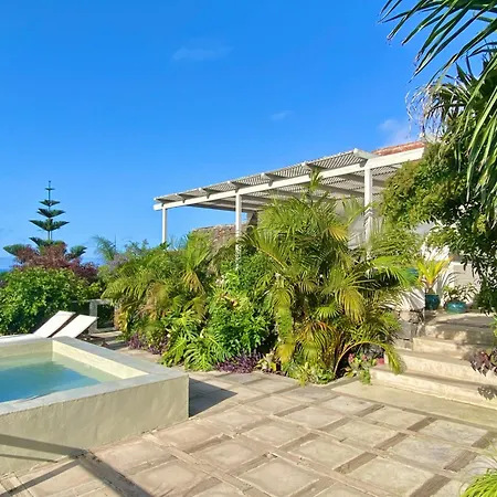 Holiday home Casa Badana, Exclusiva Casa Privada Con Piscina Y Vistas Al Mar