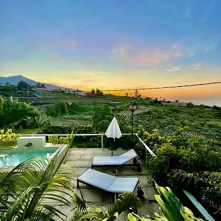 Holiday home Casa Badana, Exclusiva Casa Privada Con Piscina Y Vistas Al Mar