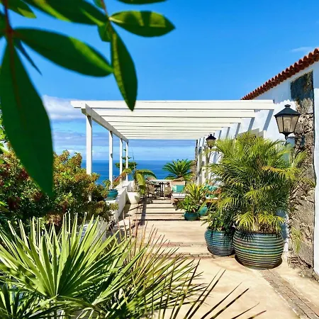 Holiday home Casa Badana, Exclusiva Casa Privada Con Piscina Y Vistas Al Mar